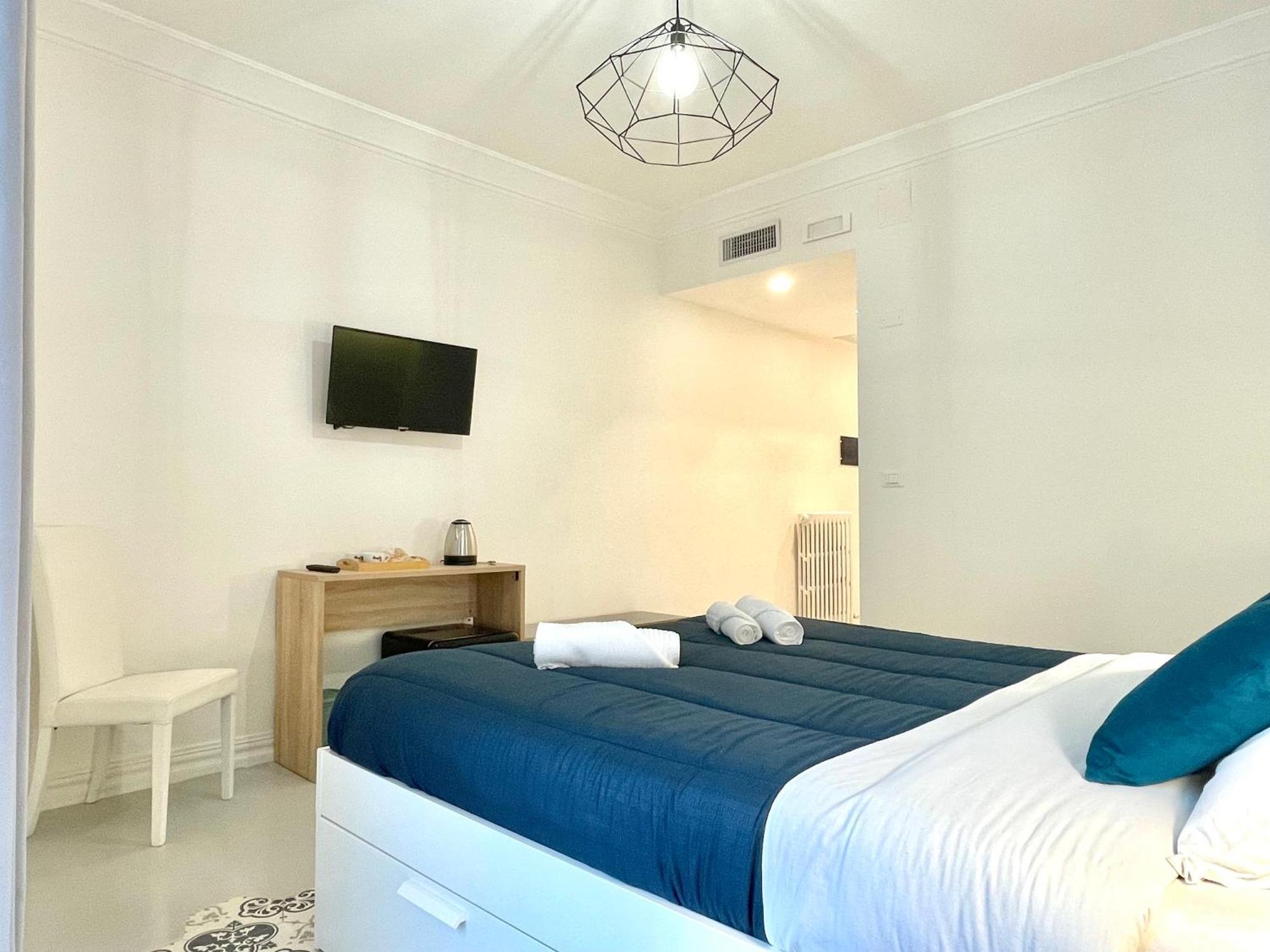 Le Porte Di Lecce Suites Buitenkant foto